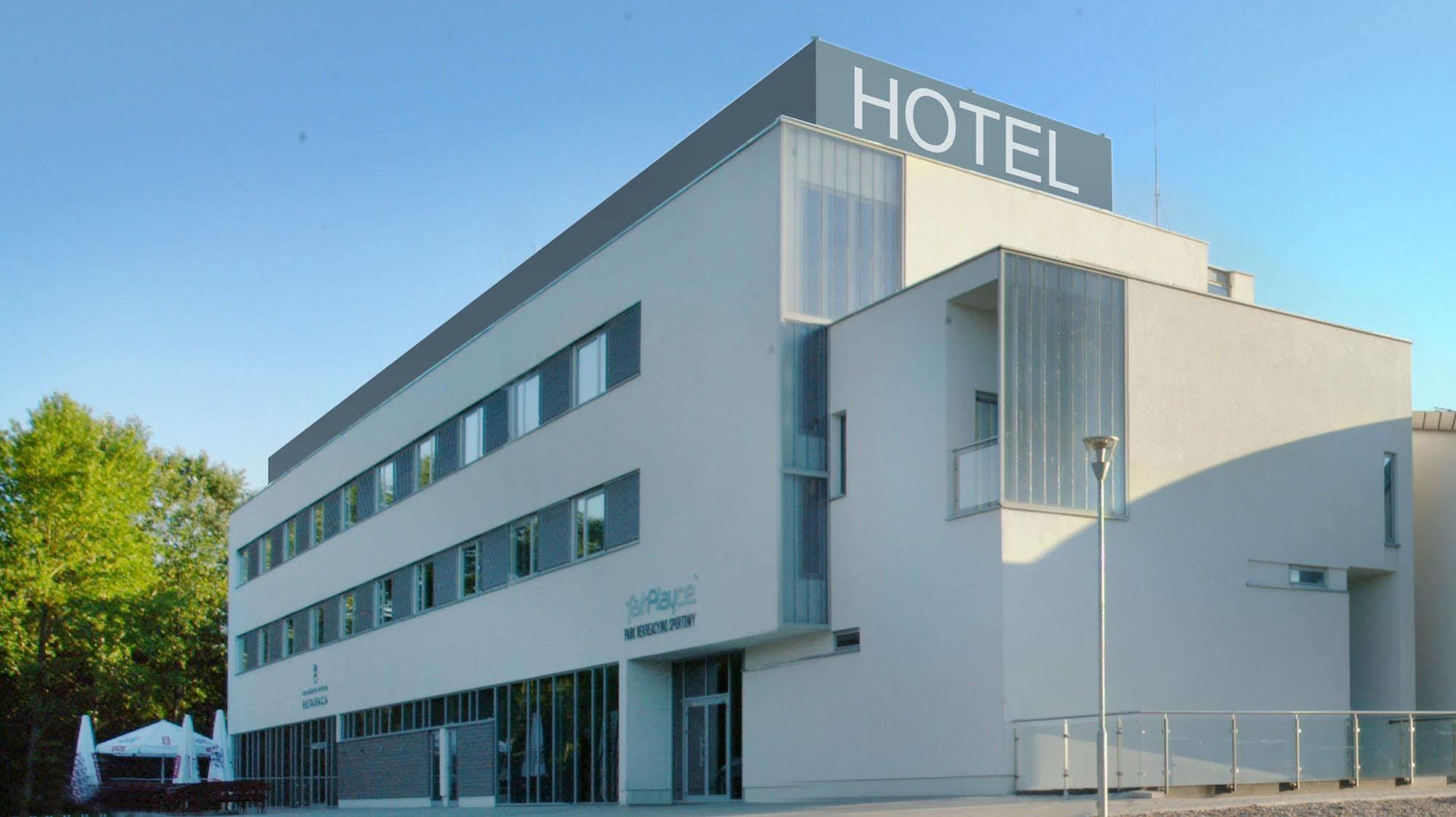 Hotel Fairplayce Posen Exterior foto