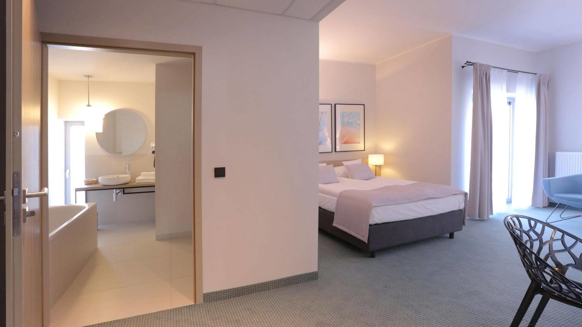 Hotel Fairplayce Posen Exterior foto