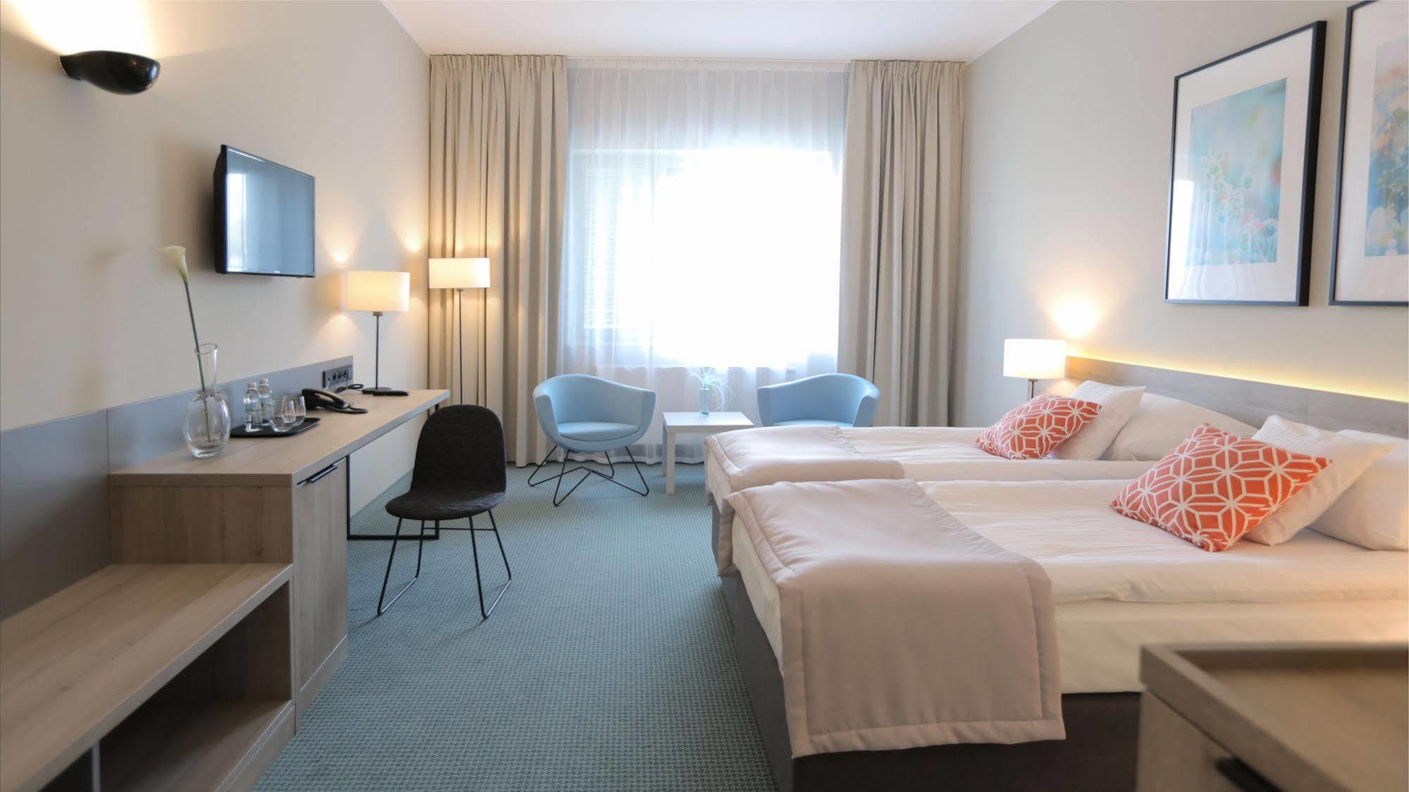 Hotel Fairplayce Posen Exterior foto
